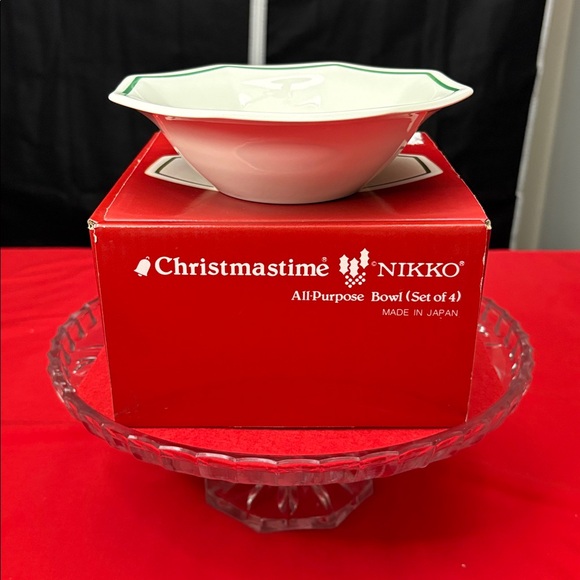 Nikko Christmastime Bowls-set of 4 - Picture 6 of 6